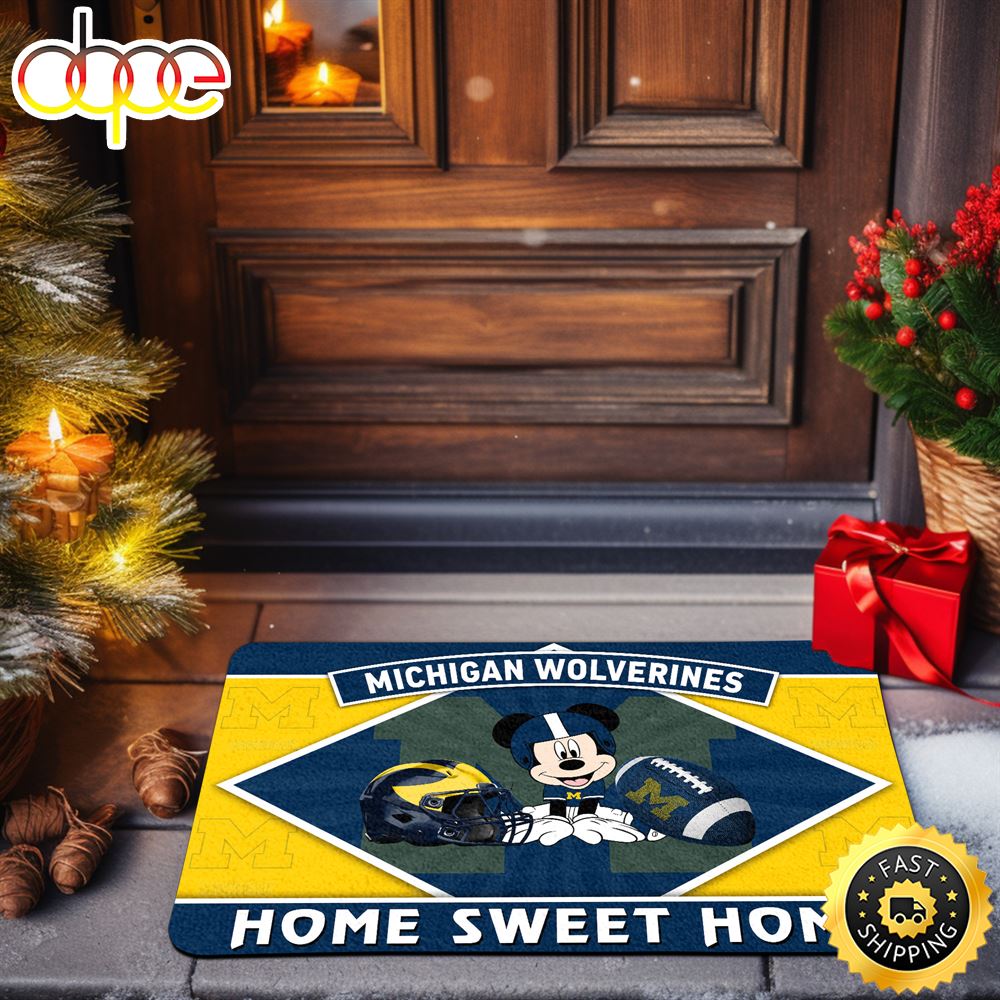 Michigan_Wolverines_Doormat_Sport_Team_And_MK_Doormat_FootBall_Fan_Gifts_-_ArtsyWoodsy.Com_pmylsf