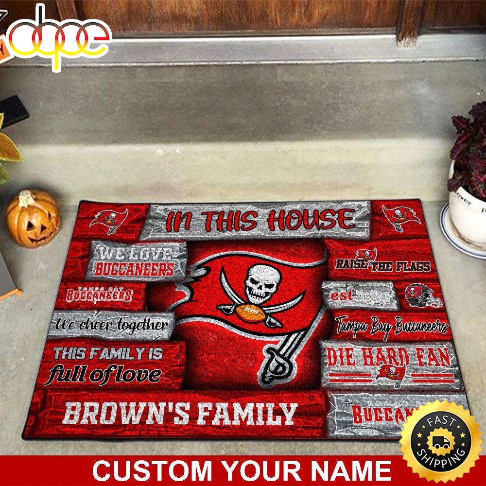 Tampa_Bay_Buccaneers_NFL-Custom_Doormat_For_Couples_This_Year_se8299
